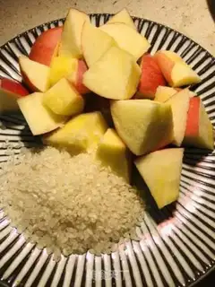 Make Apple rice step 0