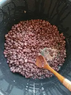 Make Pumpkin with red bean buns step 2