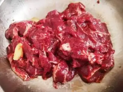 Make ♪ Squeeze the roses and duck egg noodles ♪ step 6