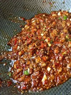 Make Spicy beef sauce step 16
