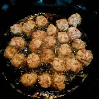 Make Gingerballs step 5