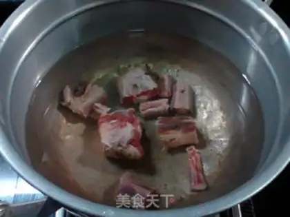 Make Sea cucumber oxen tail soup step 2