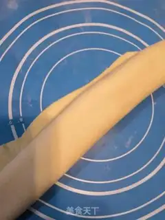 Make Home rolls step 8
