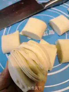 Make Home rolls step 11