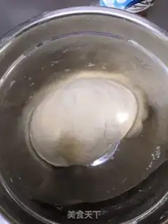 Make Red sugar cake step 1