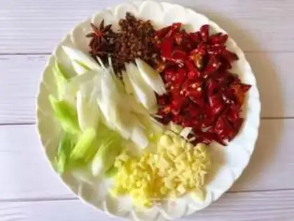 Make Spicy shrimp step 1