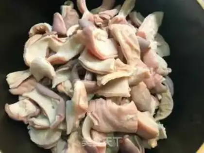 Make Seafood pan step 7