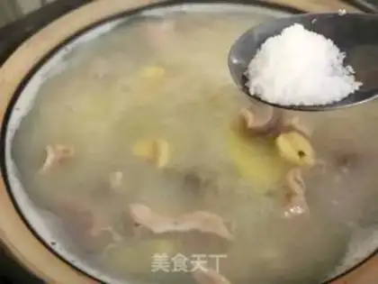 Make Lotus pig belly soup step 7