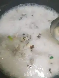 Make Porridge of spinach mushrooms step 7