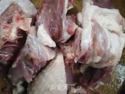 Make Goose Lotus soup step 0
