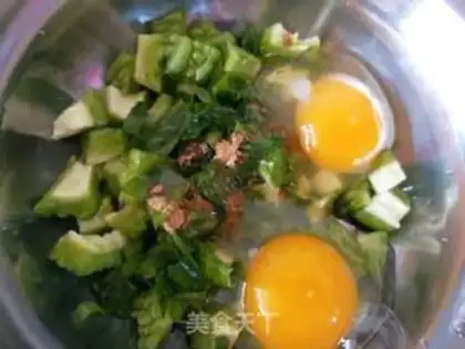 Make Bitter eggs step 1