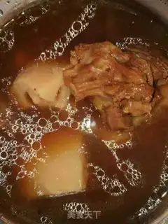 Make Goose Lotus soup step 4