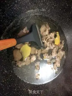 Make Tomato beef rice step 1