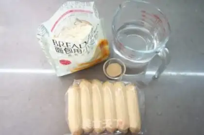 Make Fry fish seeds, croissants step 0
