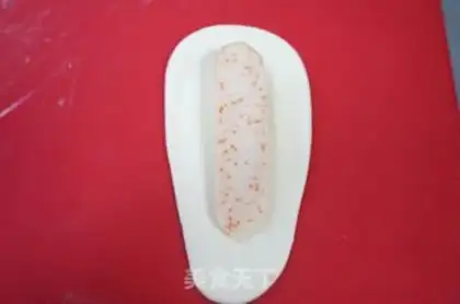 Make Fry fish seeds, croissants step 8
