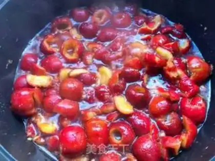 Make Homemade mountain sauce step 4