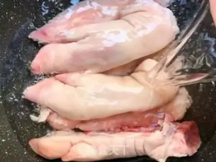 Make Hands on pig