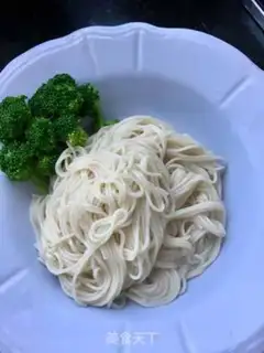 Make Spicy beef sauce noodles step 7