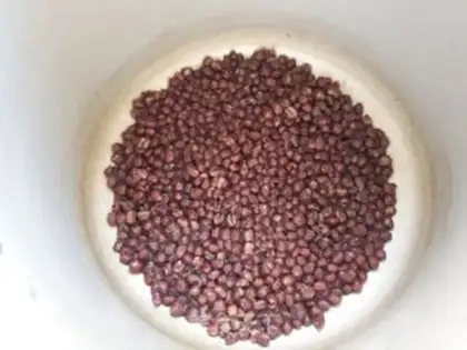 Make How to make soybeans out of egg skin step 1