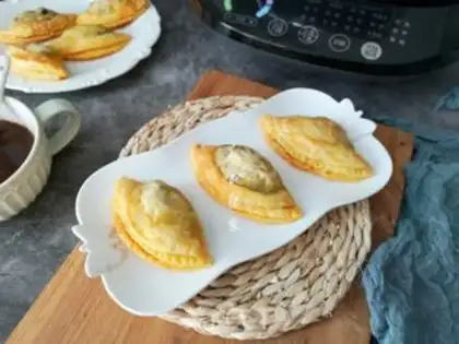 Make How to make soybeans out of egg skin step 7