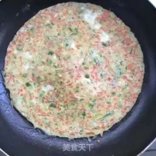 Make The broccoli egg roll step 5