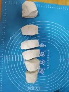 Make Onion bouquets step 5