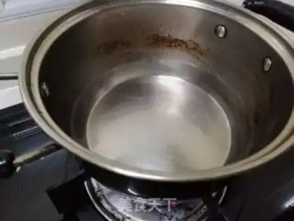 Make Onion soup step 1