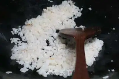 Make Crab stick egg fried rice step 5