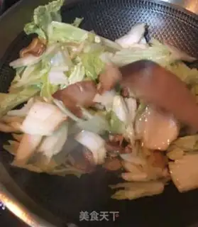 Make Pork sauerkraut step 12