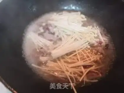 Make Beef golden needle mushroom soup step 3