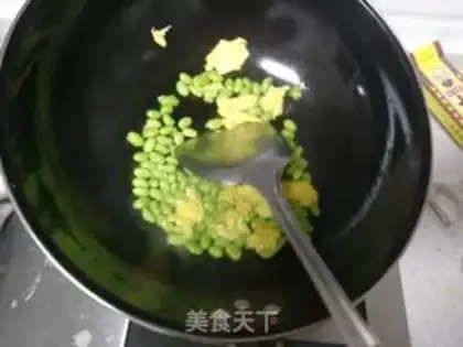 Make Eggs, beans, shrimp step 5