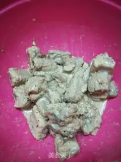 Make Pyramid venom step 1