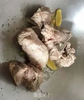 Make Dragon sprouts, black wood, fan bones step 5