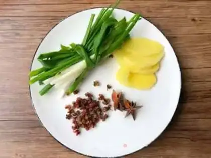 Make Salt shrimp step 1