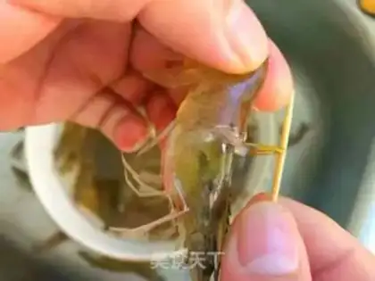 Make Salt shrimp step 2