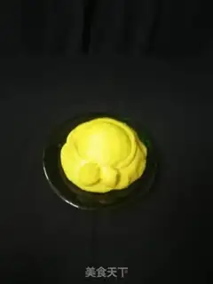 Make Cute hats, buns step 16