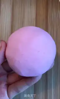 Make Strawberry pearl tea step 4