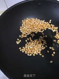 Make Small snack popcorn step 2