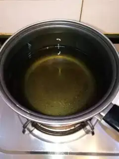 Make Black pepper pork balls step 3