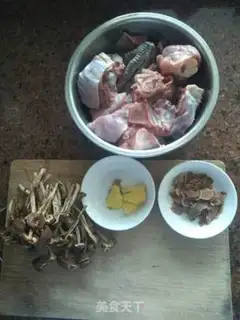 Make Chicken soup from red gin step 0