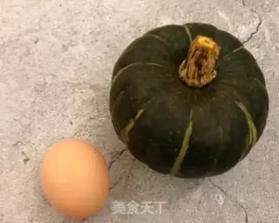 Make Pumpkin steamed eggs step 0