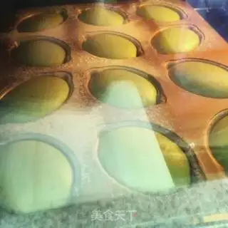 Make A green lemon honey cake step 7