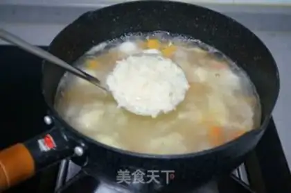 Make Pumpkin chestnut egg soup step 5