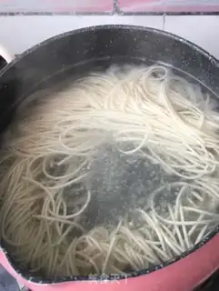 Make The apricot cucumber noodles step 9