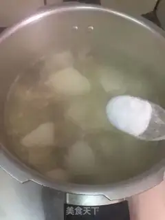 Make ♪ White radish and dragonbone soup ♪ step 3