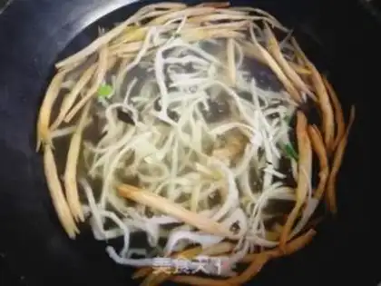 Make Spicy belly soup step 10