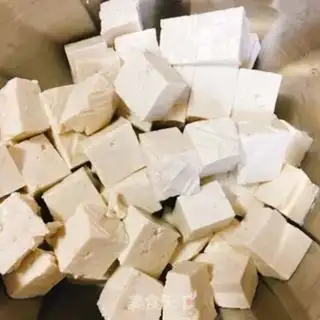 Make Tofu soup step 1