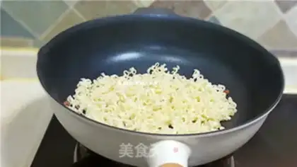 Make Puffy eggcake step 5