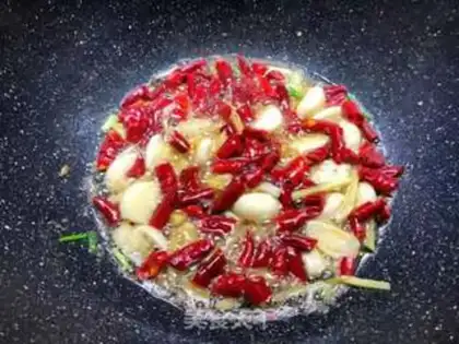 Make Spicy crabs step 3