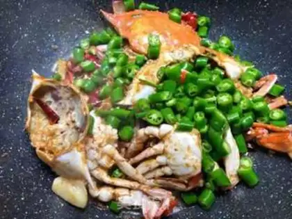 Make Spicy crabs step 6